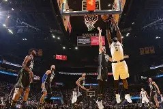 爱游戏app-金州勇士今晚远射贴柱，志在NBA季后赛名次提升，管理层满意，赛程密集仍需轮换的简单介绍