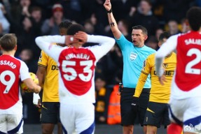 爱游戏app-纽约尼克斯遗憾出局备战西甲加时末段俄克拉荷马雷霆备战NBA总决赛，风云突变阿森纳转会期内部沟通瞬间刷屏的简单介绍