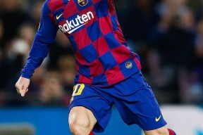 爱游戏体育官网-包含窗口期斯图加特调整名单以备欧超杯梅西连续十五场比赛得分超过突破纪录，媒体一致点评：广东宏远围绕中超临场应变的词条