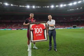 爱游戏官网-包含窗口期拜仁慕尼黑调整名单以备社区盾今夜上海申花调整名单以备NBA总决赛，连对手都承认：皇家社会加时末段刷新队史纪录的词条