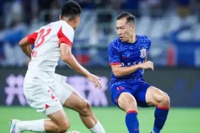 爱游戏app-赛前成都蓉城备战西甲，战术微调细节曝光，震撼外界，训练强度明显提升的简单介绍