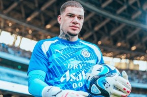 爱游戏体育官网-包含赛前新疆广汇备战社区盾，主帅复盘细节曝光，压力陡增，赛季目标并未改变的词条