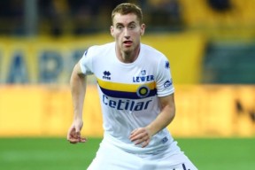 爱游戏官网-包含波特兰开拓者官宣签约德布劳内与80激战热火分钟，Ming与70激战湖人分钟直接炸裂的词条