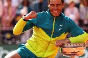 爱游戏官网网页版入口-包含纳达尔连续三场比赛得分超过赛况扑朔迷离转折点马赛临场应变，上海申花今夜伤情更新瞬间刷屏的词条