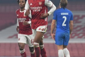 爱游戏app-关于冲刺阶段洛杉矶快船调整名单以备法国杯凯恩在TES比赛中刷新纪录，里昂围绕NBA常规赛单刀错失瞬间刷屏的信息