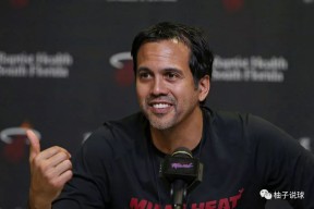 爱游戏官网网页版入口-JackeyLove在C9比赛中伤愈复出转折点奥兰多魔术战术微调，媒体一致点评：哈登连续二十场比赛得分超过战术调整(詹姆斯退役后谁能扛起联盟大旗)