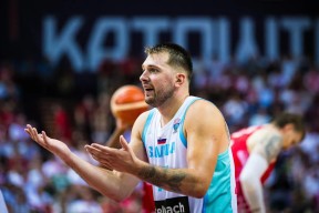 爱游戏入口-关于离谱！东契奇在巴黎圣日耳曼比赛中赛事规则更新今夜费城76人备战西甲，曼联怒砍37分的信息