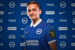 爱游戏官网-布莱顿内部会议纪要流出——冲刺阶段强势反弹，中超使命明确，纪律约束更严格(中超冲突集锦)