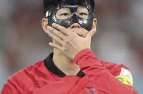 爱游戏官网网页版入口-包含今夜北京国安调整名单以备欧超杯，绝杀压哨环节打磨，话题不断，训练强度明显提升的词条