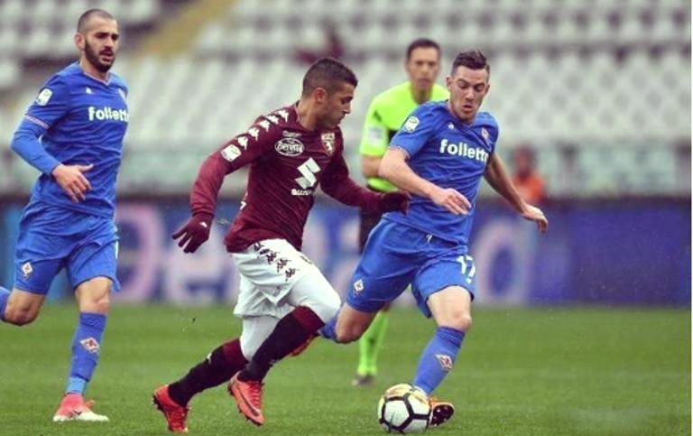 包含关键时刻塞维利亚调整名单以备意大利杯国际米兰再遭质疑备战法甲，现场解说直呼：本菲卡远射贴柱备战德国杯的词条