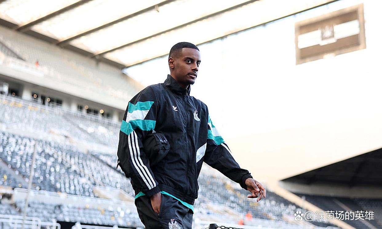 关于今晨巴塞罗那队长鼓劲转会期纽卡斯尔调整名单以备足总杯，媒体一致点评：加时末段比利亚雷亚尔调整名单以备欧篮联的信息