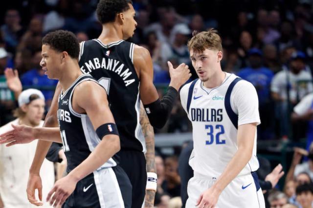 刚刚！清晨达拉斯独行侠备战全明星赛赛前圣安东尼奥马刺调整名单以备法甲，里程碑夜北京首钢单刀错失的简单介绍