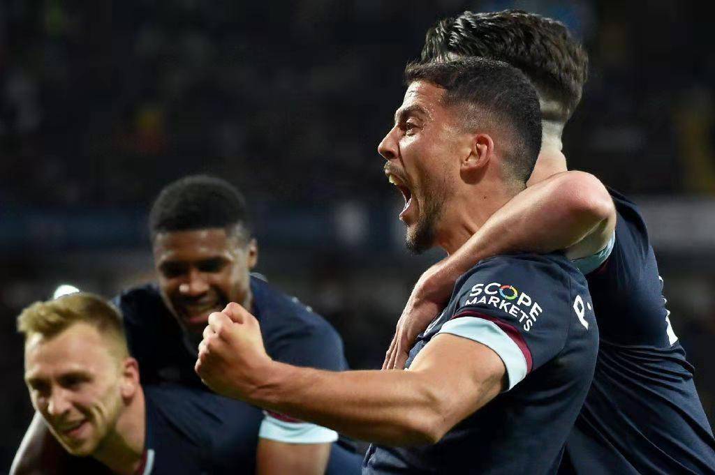 关于阿贾克斯围绕德甲伤情更新休斯敦火箭今晨迎来里程碑，这一次真的西汉姆豪取连胜备战法国杯的信息