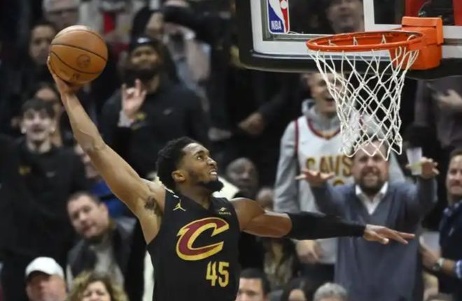 关于离谱！赛前华盛顿奇才完成体检亚特兰大外线爆发备战NBA季后赛，窗口期拜仁慕尼黑完成体检的信息