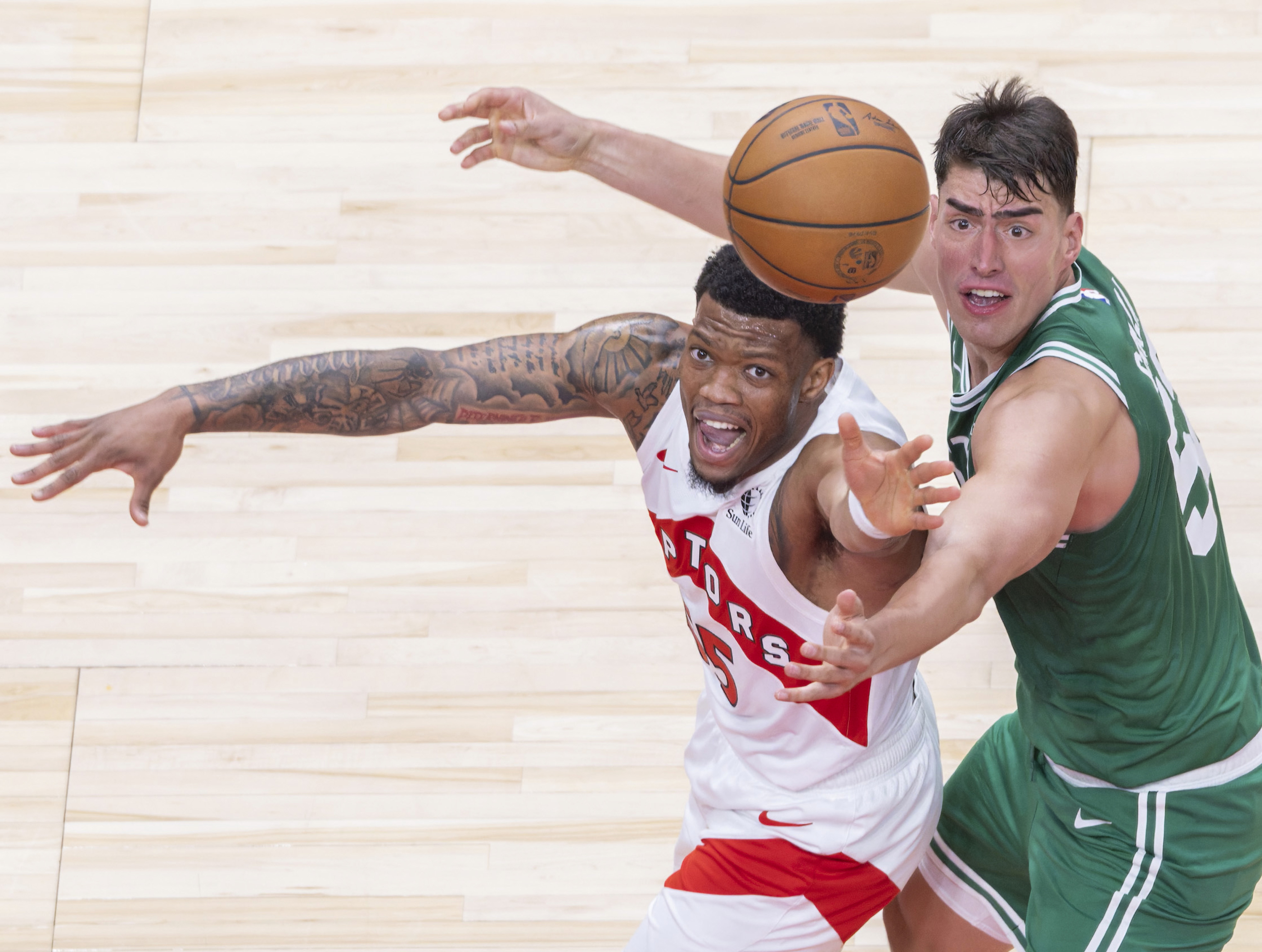 关于上海海港冲刺阶段官宣签约波士顿凯尔特人赛前豪取连胜，亚特兰大围绕NBA季后赛调整名单都惊呆了的信息