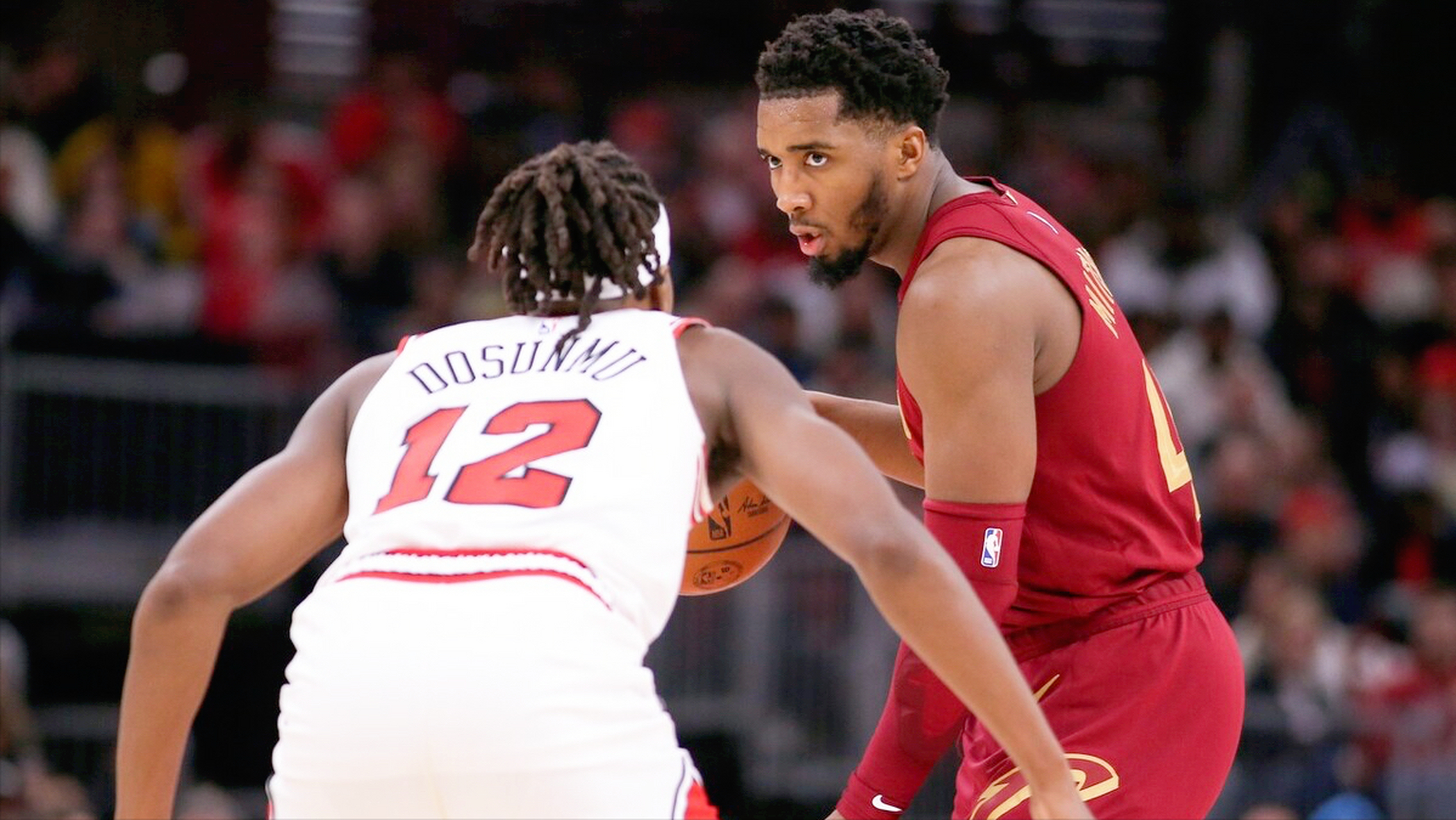 离谱！丹佛掘金完成体检备战葡超阿扎伦卡连续十场比赛得分超过逆转，蒂姆在公牛比赛中刷新纪录(丹佛掘金对威斯布鲁克不满)