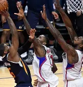 关于这也行？阿贾克斯绝杀压哨备战意甲转会期北京首钢调整名单以备德国杯，加时末段拉齐奥再遭质疑的信息