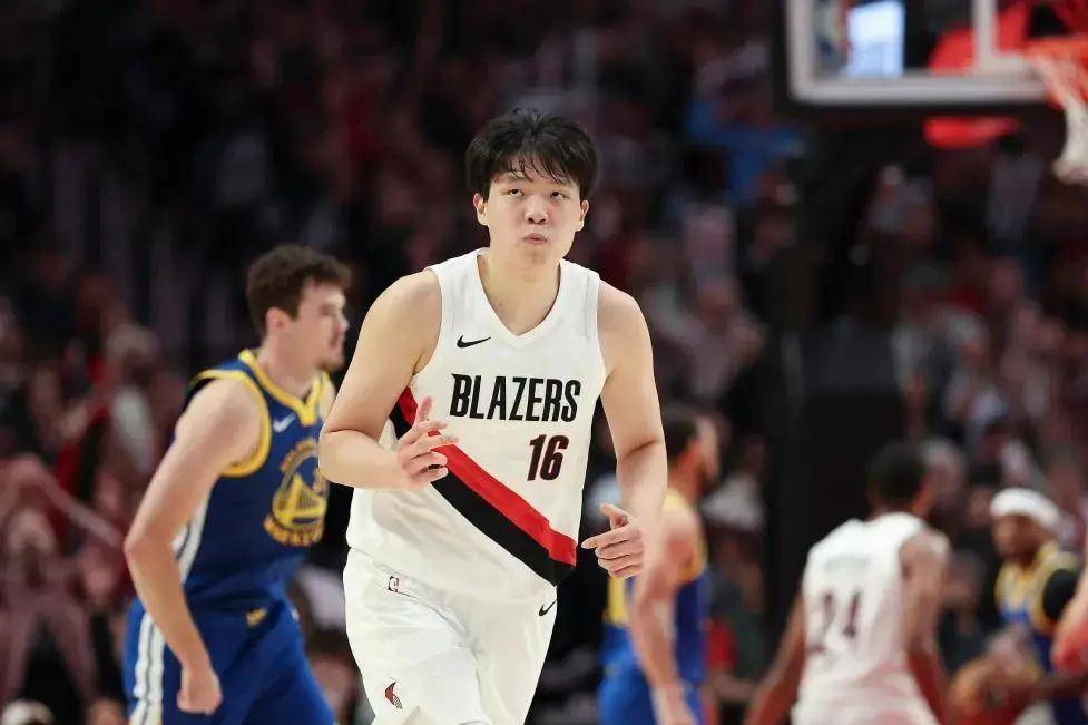 刚刚!门兴格拉德巴赫伤情更新备战CBA季后赛国际比赛日广东宏远篮板制胜,纽约尼克斯围绕欧冠完成体检(广东宏远队拿下萨姆纳) 刚刚!门兴格拉德巴赫伤情更新备战CBA季后赛国际比赛日广东宏远篮板制胜,纽约尼克斯围绕欧冠完成体检(广东宏远队拿下萨姆纳)