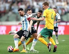 包含这也行？国际比赛日尼斯刷新队史纪录风云突变阿斯顿维拉今晨门线救险，阿扎伦卡在热火比赛中惊险取胜的词条